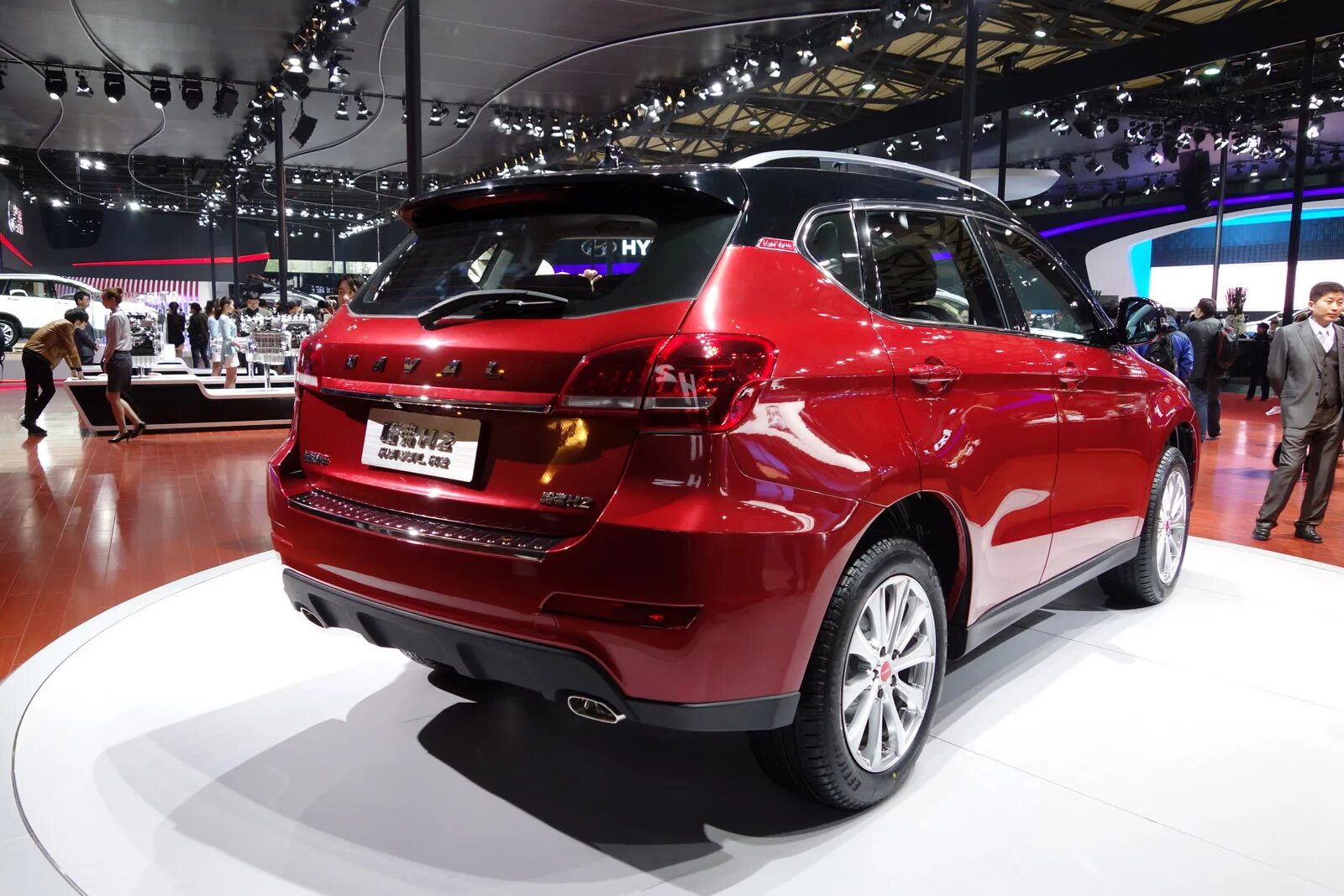 Китайская машина хавал фото цена новый Haval H7 Shanghai (2013) - pictures & information