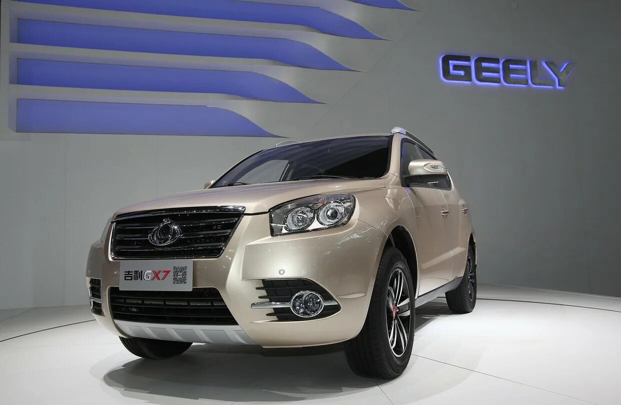 Китайские автомобили geely фото Geely Automobile's First-Half Profit Falls 20% - WSJ