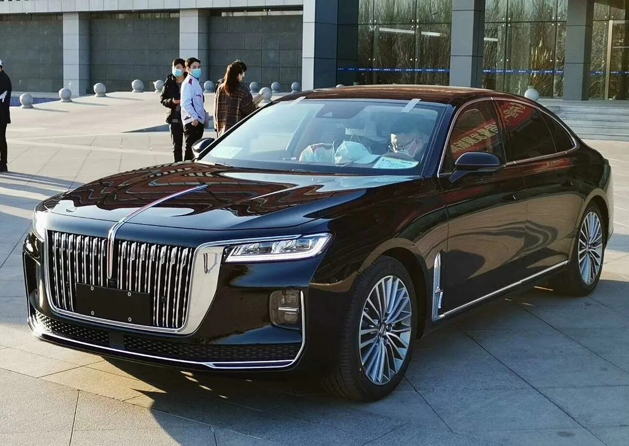 Китайские дорогие автомобили фото В Китае начали продавать "скопированный" автомобиль Владимира Путина
