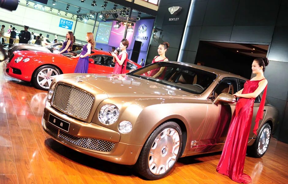 Китайские дорогие автомобили фото Luxury car sales in overdrive - China.org.cn