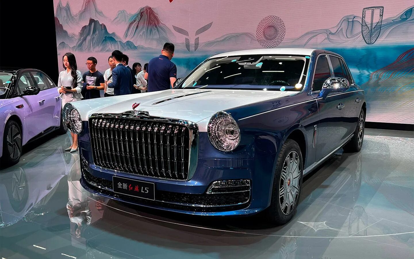 Китайские дорогие автомобили фото Hongqi начнет продажи автомобилей в шести городах России :: Autonews