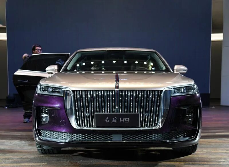 Китайские дорогие автомобили фото Сравнение FAW Hongqi H9 и FAW Hongqi H7