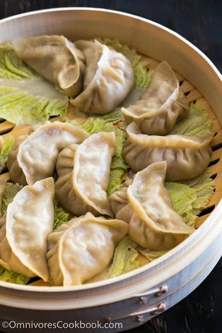 Китайские пельмени рецепт с фото Mom’s Best Pork Dumplings Pork dumpling, Asian pork dumplings recipe, Cooking re