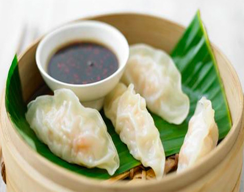 Китайские пельмени рецепт с фото 用 猪 肉 和 莳 萝 的 水 饺 Пельмени со свининой и укропом Рецепты китайской кухни, Еда, Д