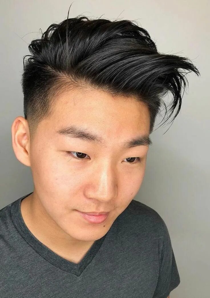 Китайские стрижки мужские Seite mit Taper Fade gefegt - #Fade #gefegt #mit #Seite #Taper Asian men hairsty