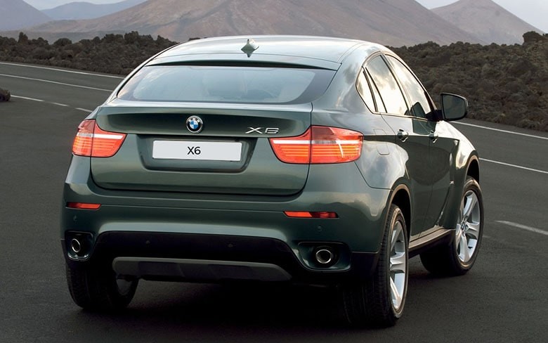 Китайский бмв х6 фото BMW X6 новый и старый - премиальность на грани разорения