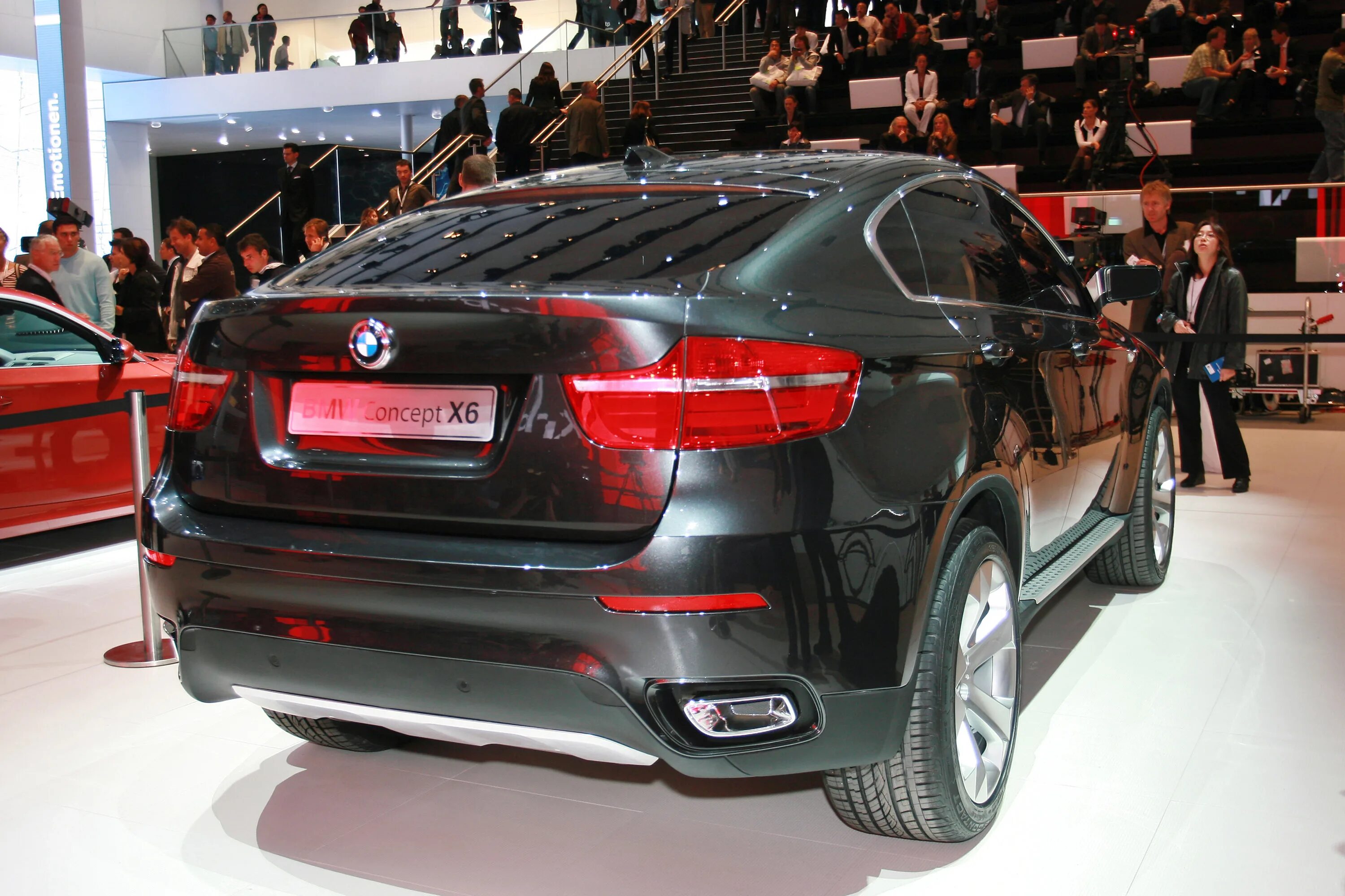Китайский бмв х6 фото BMW Concept X6 Frankfurt (2011) - picture 2 of 2