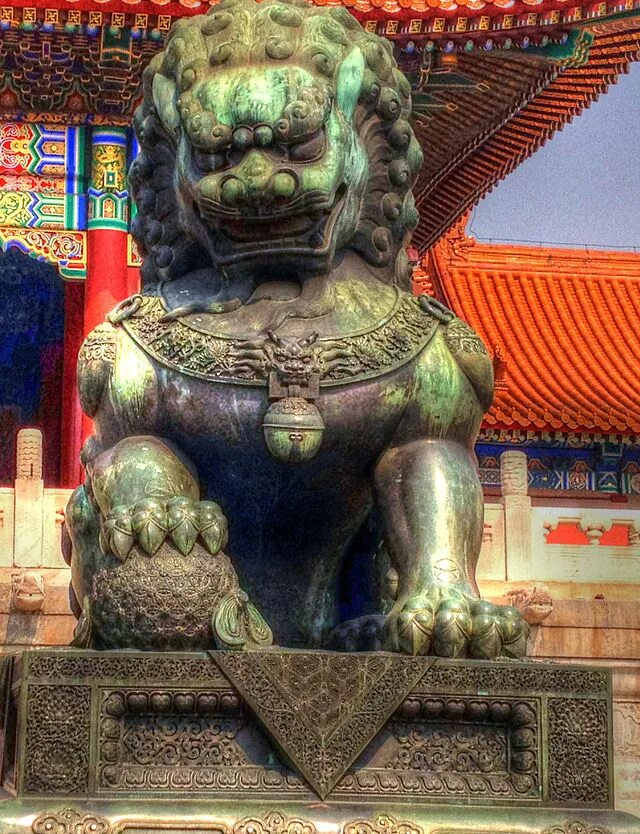 Китайский лев фото File:Gfp-beijing-bronze-lion-statue.jpg - Wikimedia Commons