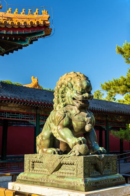 Китайский лев фото Premium Photo Chinese guardian lion or shishi statue from Ming dynasty era at th