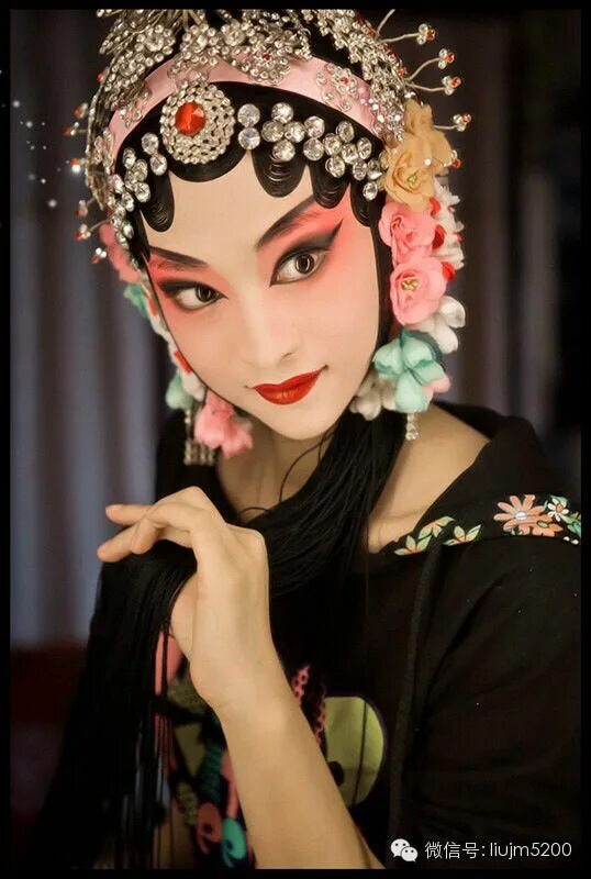 Китайский макияж Pin by China-Memo.com on China Art Asian hair ornaments, Folklore fashion, Chine