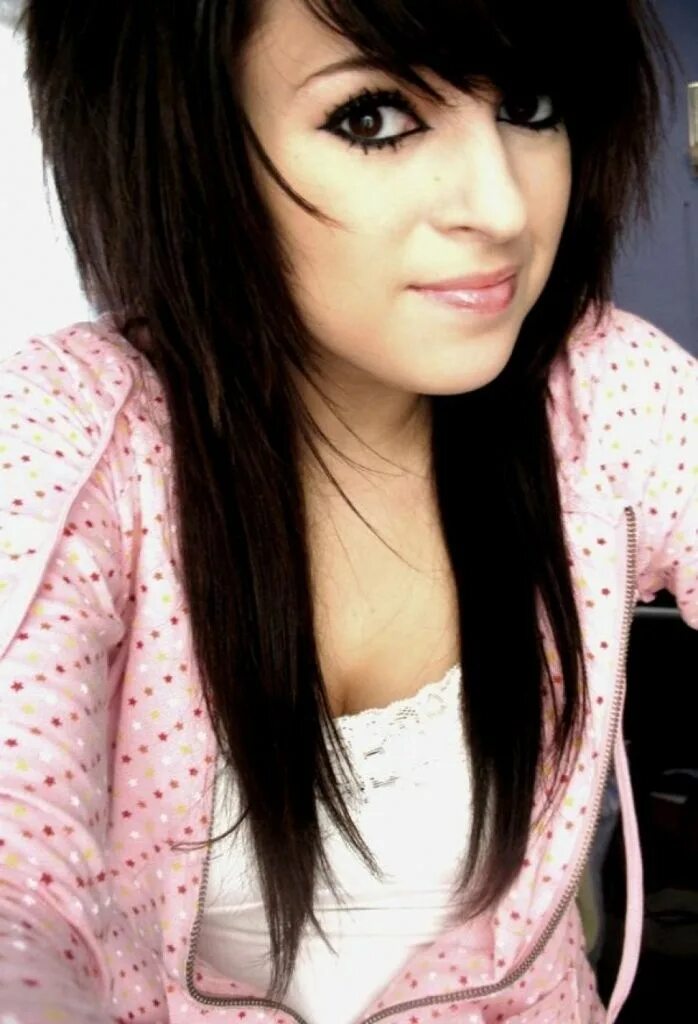 Китти стрижки на длинные волосы для девушек Emo Frisuren Lange Haare Überprüfen Sie mehr unter http://frisurende.net/emo-fri