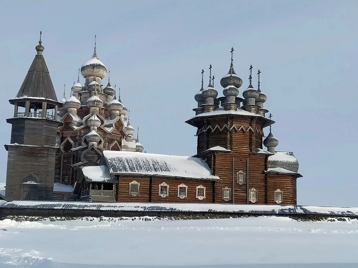 Кижи зимой фото Зимняя сказка - остров Кижи. Кижи - святой остров, получивший, по легенде благос