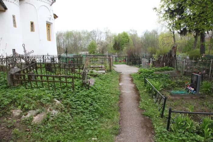 Кладбища орла фото St. John the Theologian cemetery - Pskov