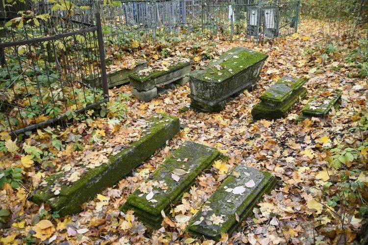 Кладбища тулы фото Хеллоуин 2018 в Туле: экскурсия по Всехсвятскому кладбищу