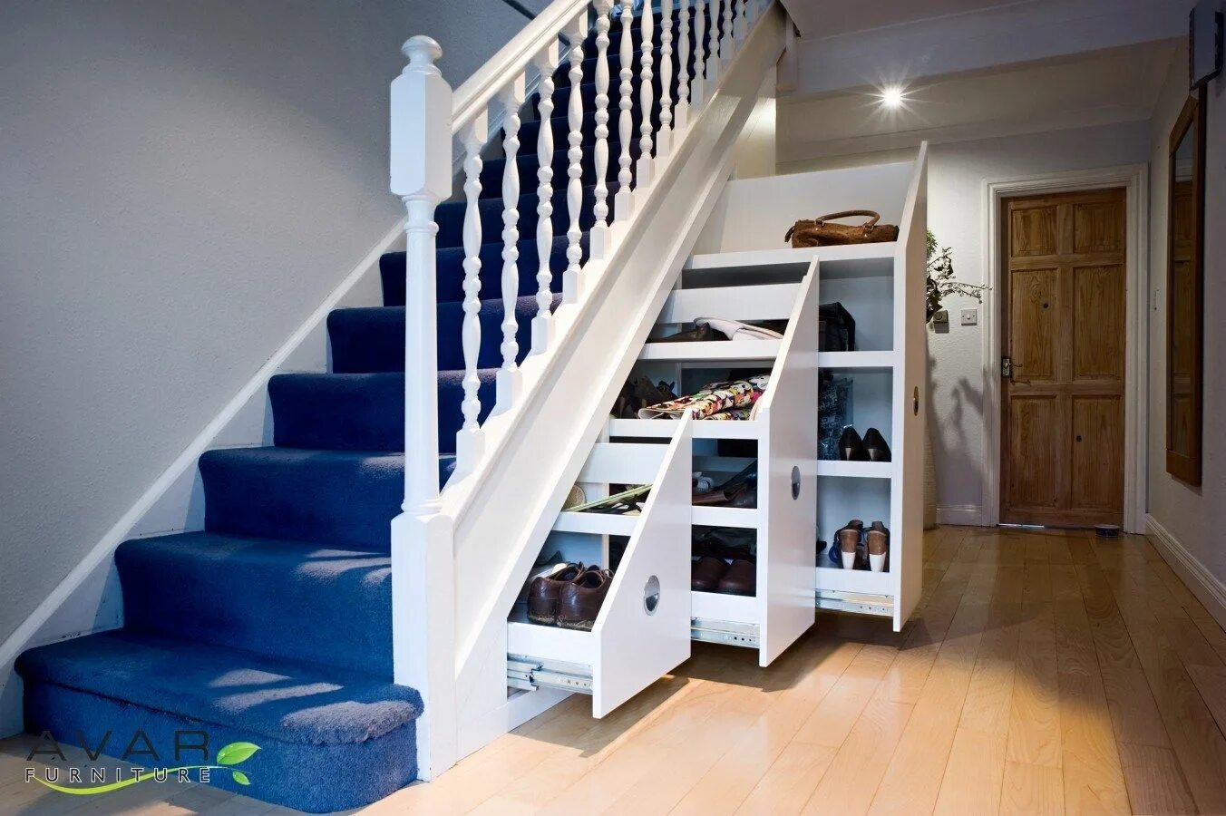 Кладовка под лестницей в частном доме фото Joyous Pull Out Storage Under Stairs ... Understairs storage, Staircase storage,