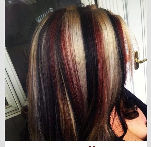 Кларирования фото на темные red blond & blk Pinwheel hair color, Hair streaks, Hair color highlights