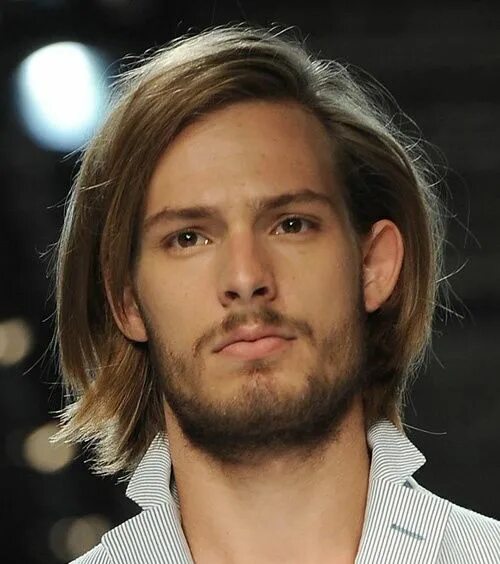 Классическая длинная стрижка Каре с челкой на бок Long hair styles men, Men's long hairstyles, Boys haircuts