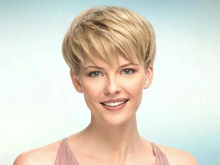 Классическая короткая стрижка Pin on Прически Super short hair, Short hair styles pixie, Short hairstyles for 