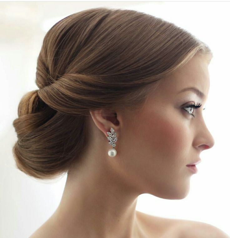 Классическая прическа Pin by Camila da Silva on Penteados Elegant wedding hair, Hairdo wedding, Weddin