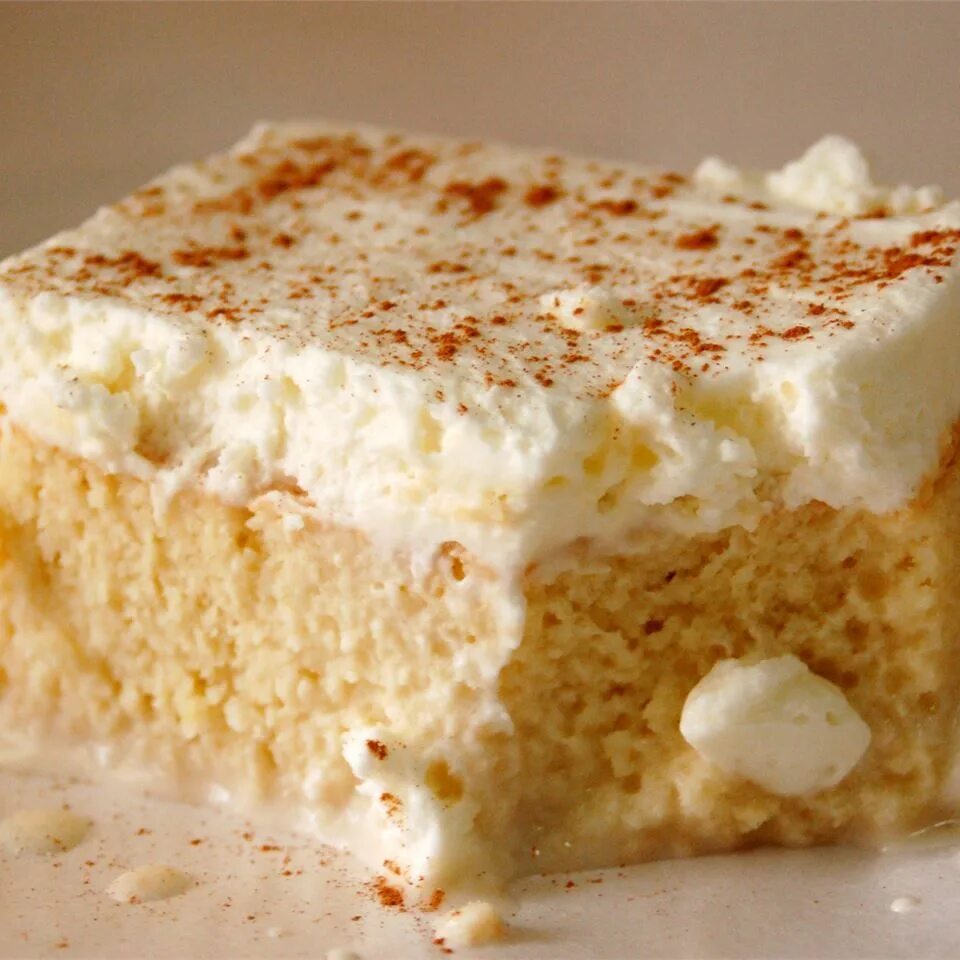 Классический рецепт торта три молока фото 16 Mexican Recipes That Would Make Your Abuela Proud 9x13 cake recipe, Desserts,