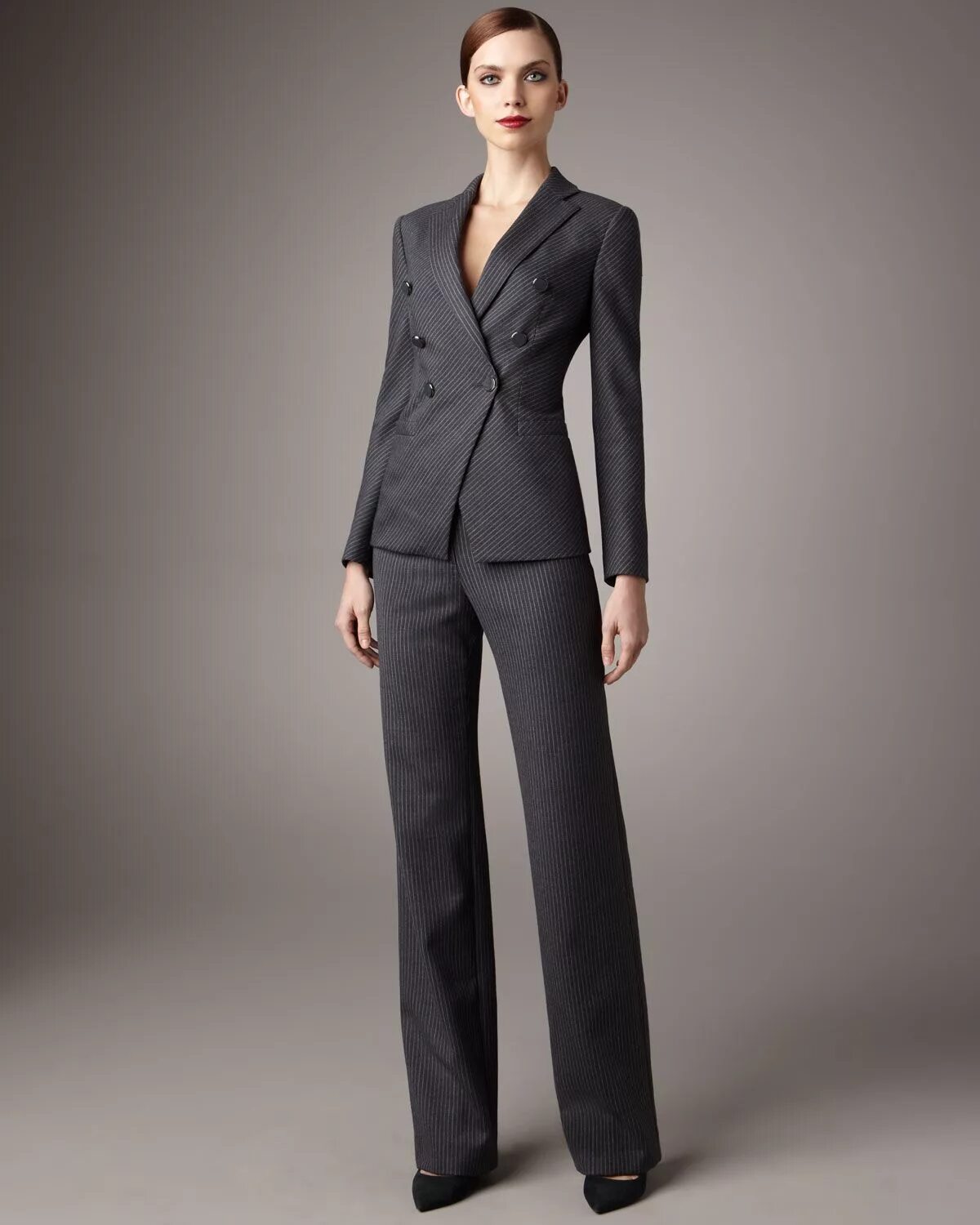 Классический женский стиль Armani Pinstripe Suit Pantsuits for women, Womens fashion casual chic, Womens pr