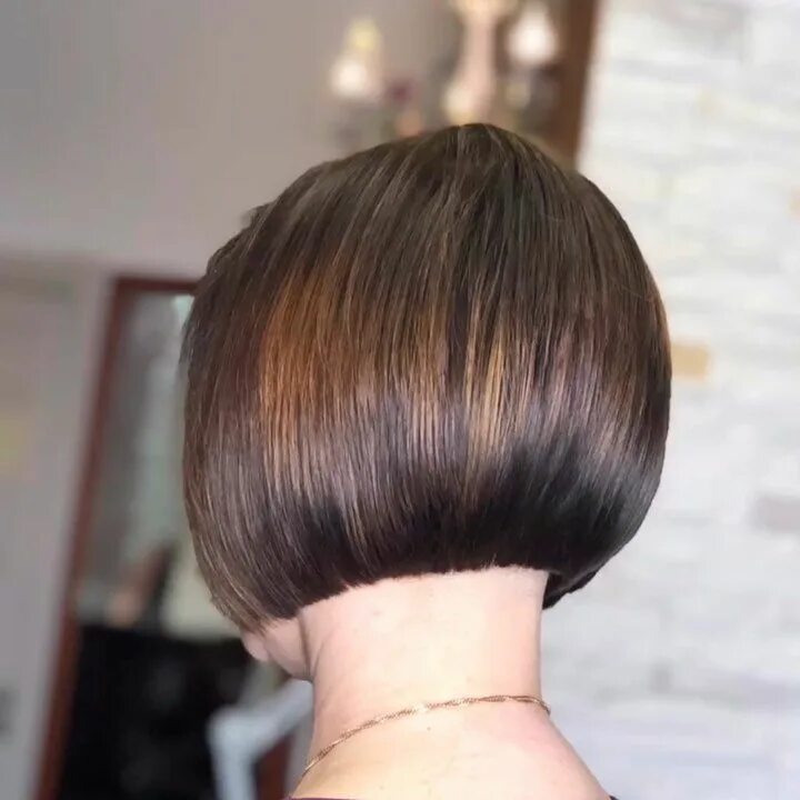 Классическое каре вид сзади фото New The 10 Best Hairstyles (with Pictures) - Стрижка каре прическа ставшая знаме