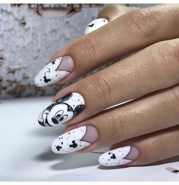 Классные дизайны для маникюра с рисунками Pin on Маникюр Mickey nails, Mickey mouse nails, Mickey mouse nail design