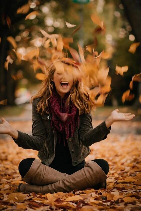 Классные идеи для фото осенью Pin by WIND & VIBES on ♥ A U T U M N ♥ Girl photography, Portrait photography, F