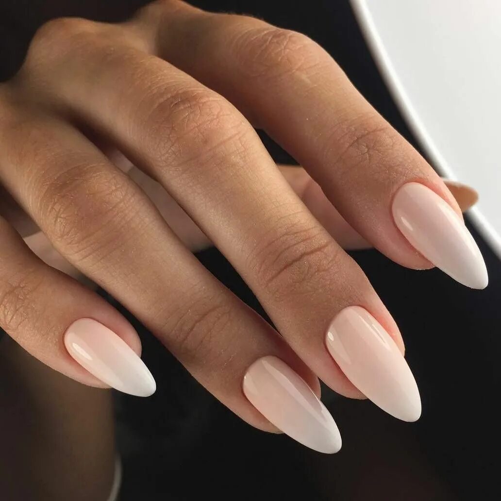 Классный маникюр миндаль Несложная силовая тренировка поможет подтянуть Trendy nails, Blush nails, Manicu