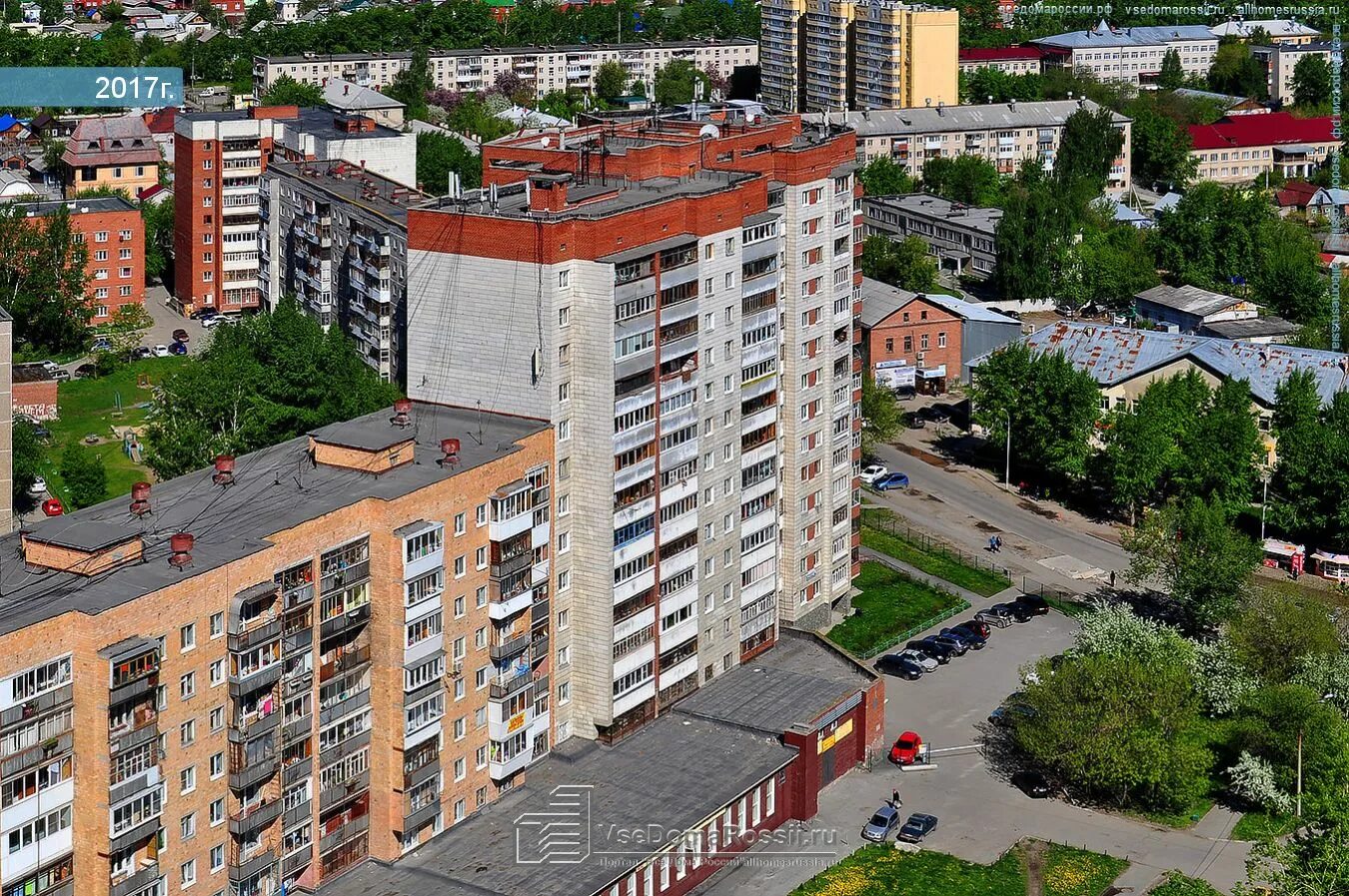 Клен ул патриса лумумбы 38 екатеринбург фото Екатеринбург, улица Патриса Лумумбы дом 36. многоквартирный дом
