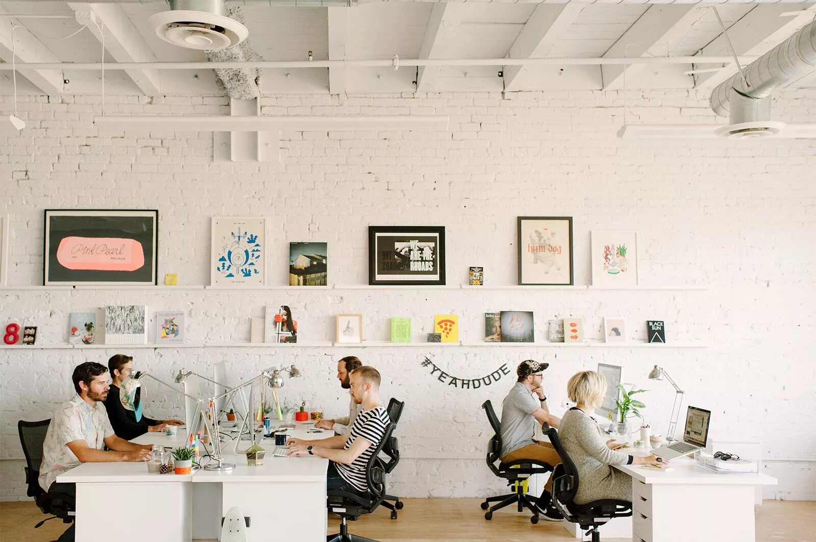 Клиенты дизайн студии Design studio workspace, Office space design, Design studio space