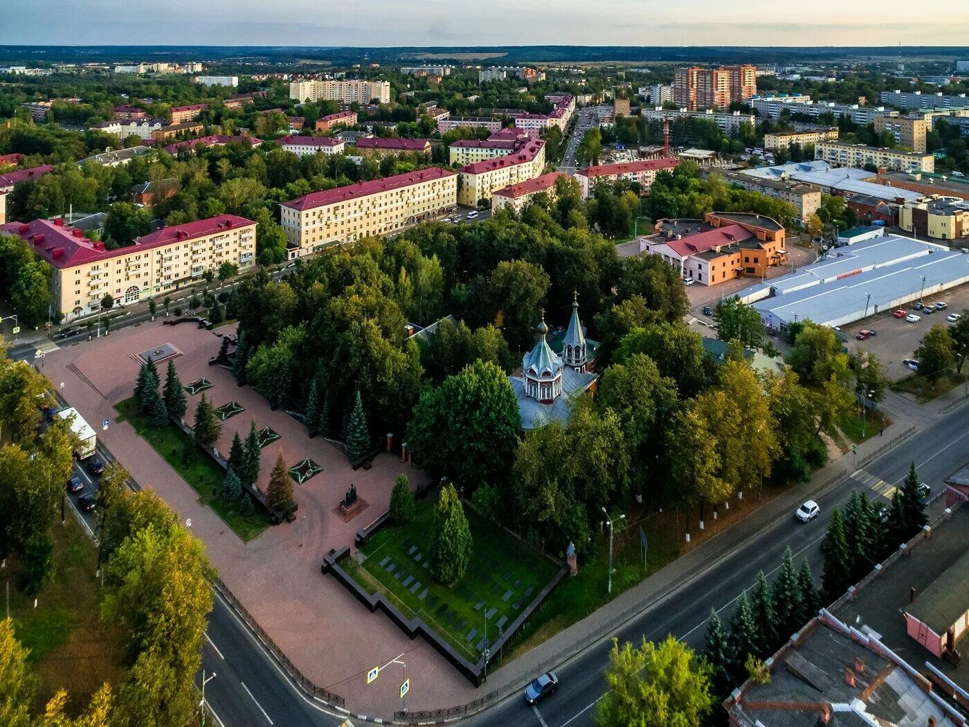 Клин фото города Услуги гида цена в Клину: 59 экскурсоводов с отзывами и ценами на Яндекс Услугах