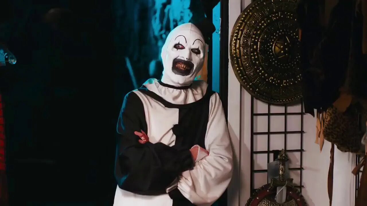 Клоун арт фото из фильма TERRIFIER 2 - OFFICIAL TEASER/TRAILER - YouTube