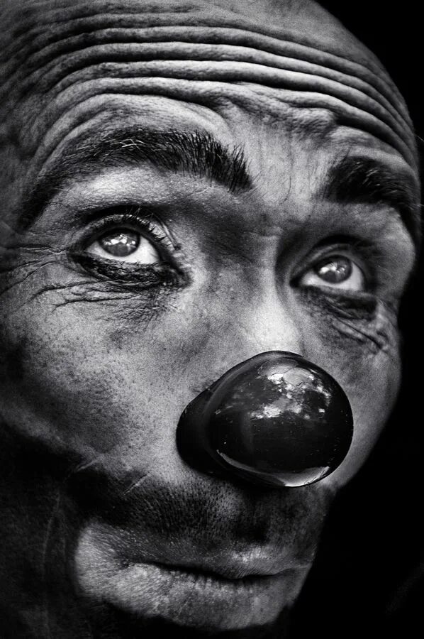 Клоун черно белое фото ♂ Black & white photography man portrait The eyes of the clown by Camilo Alvarez