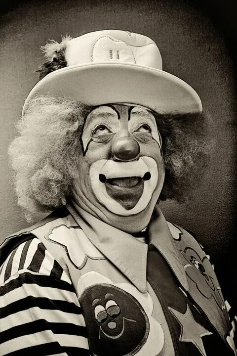 Клоун фото ссср Pin by Eric Weikle on Creepy circus Clown images, Scary clowns, Creepy clown