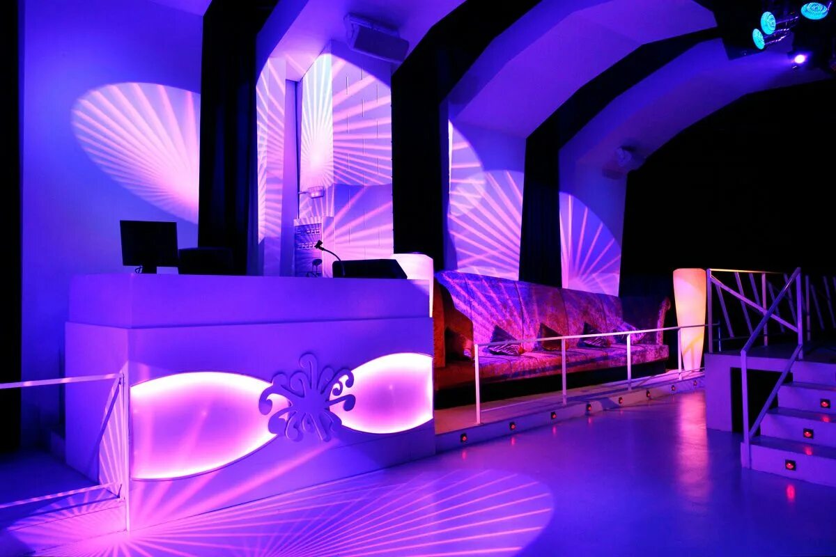 Клуб дизайнеров интерьера Pin on purple aesthetic Nightclub design, Club design, Night club