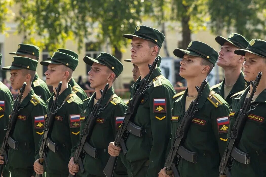 Клуб двоку фото В ДВОКУ состоялась торжественная присяга (фоторепортаж) ▸ Amur.Life