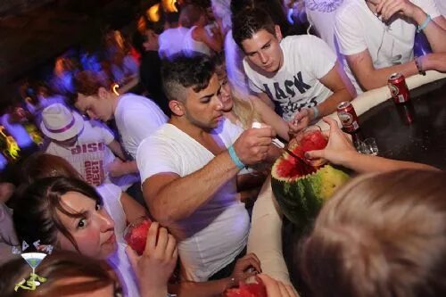 Клуб эдем фото AKA AKA & CRYSTAL TOYRS @ EDEM CLUB - 12/6/2013 Edem Club, Dassia Corfu