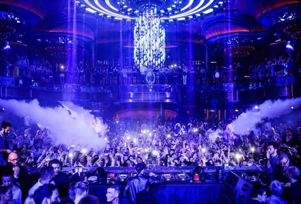 Клуб мир фото 10 Things You Don’t Know About the Most Insane New Nightclub in Las Vegas Night 