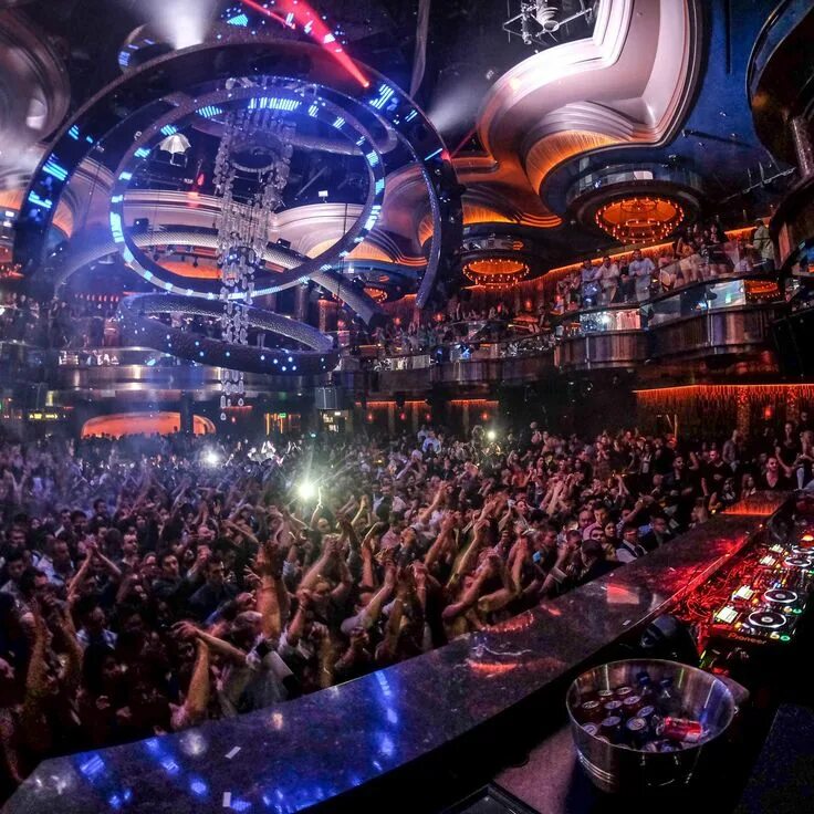 Клуб мир фото 10 Things You Don’t Know About the Most Insane New Nightclub in Las Vegas Nightc