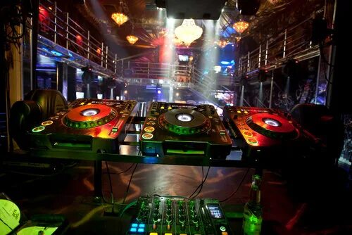 Клуб нео фото Nochnoy klub Neo, nightclub, Russia, Moscow, Varshavskoye Highway, 27 - Yandex M