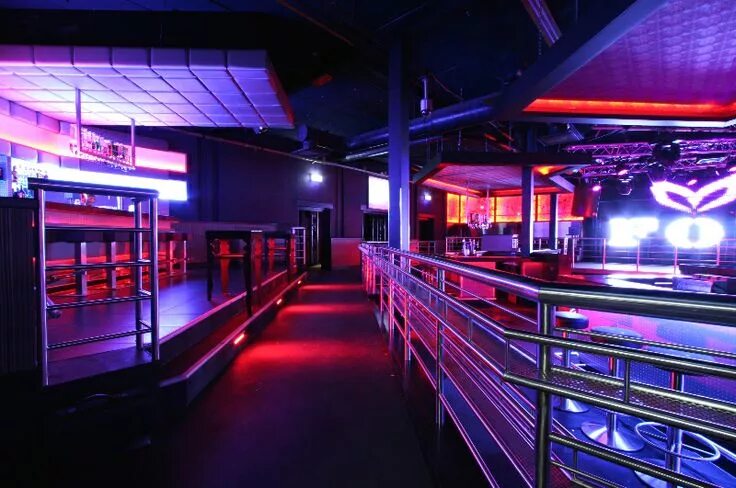 Клуб неон фото Projecten - Light Twist Nightclub design, Neon aesthetic, Neon lighting