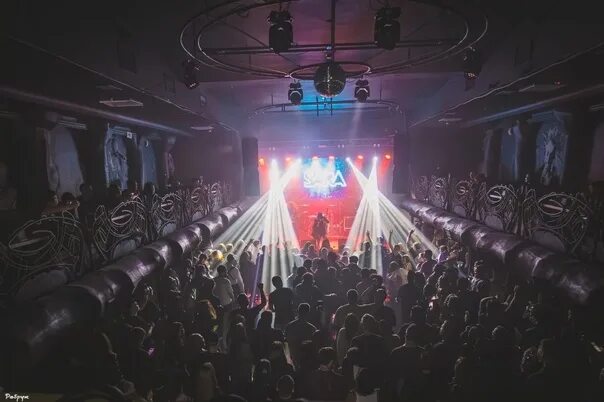 Клуб нирвана екатеринбург фото 21 Октября - Rave Me! Хотите уютный стол на балконе? Отдельную охрану? Бармена и