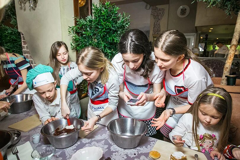 Клуб семья фото Posta Kids Club: семейный table talk с Дарьей Михалковой Posta-Magazine