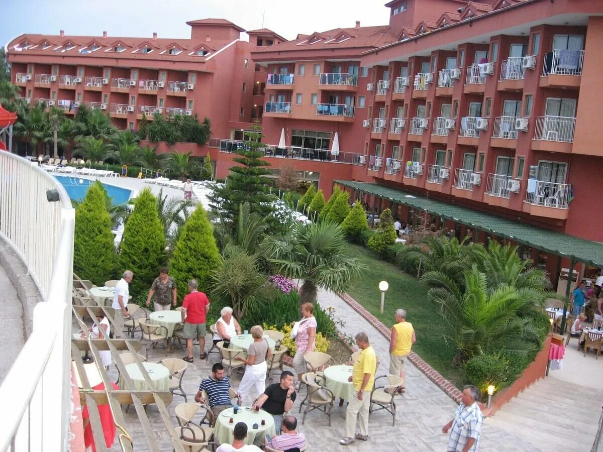Клуб сиде коаст отель фото The Maxim Resort 5*, Aydinbey Famous 5*, Club Side Coast 5*, Seher Resort 5*. / 
