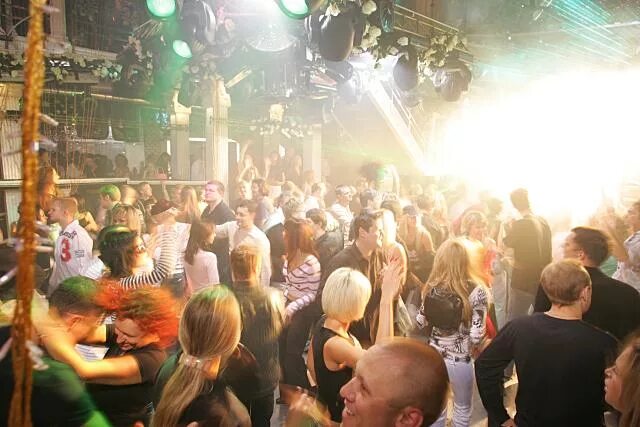 Клуб слава фото DJ.ru: Фоторепортаж Никита в КРЦ Слава. Слава (закрыт)