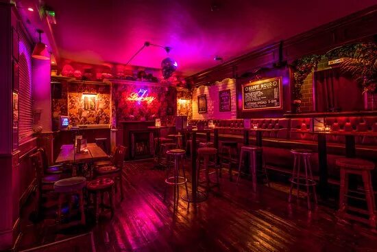 Клуб соха фото Simmons Soho - Picture of Simmons Bar Soho, London - Tripadvisor