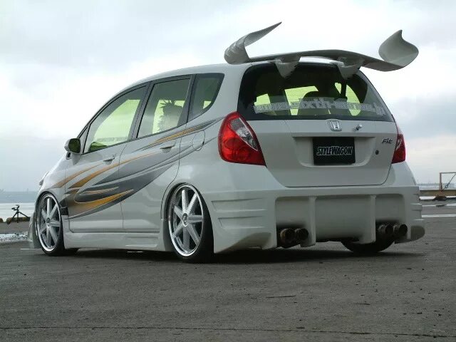 Клуб тюнинга хонда Japan tuning - No limits (photo Fit) - Honda Jazz (1G), 1,2 л, 2002 года фотогра