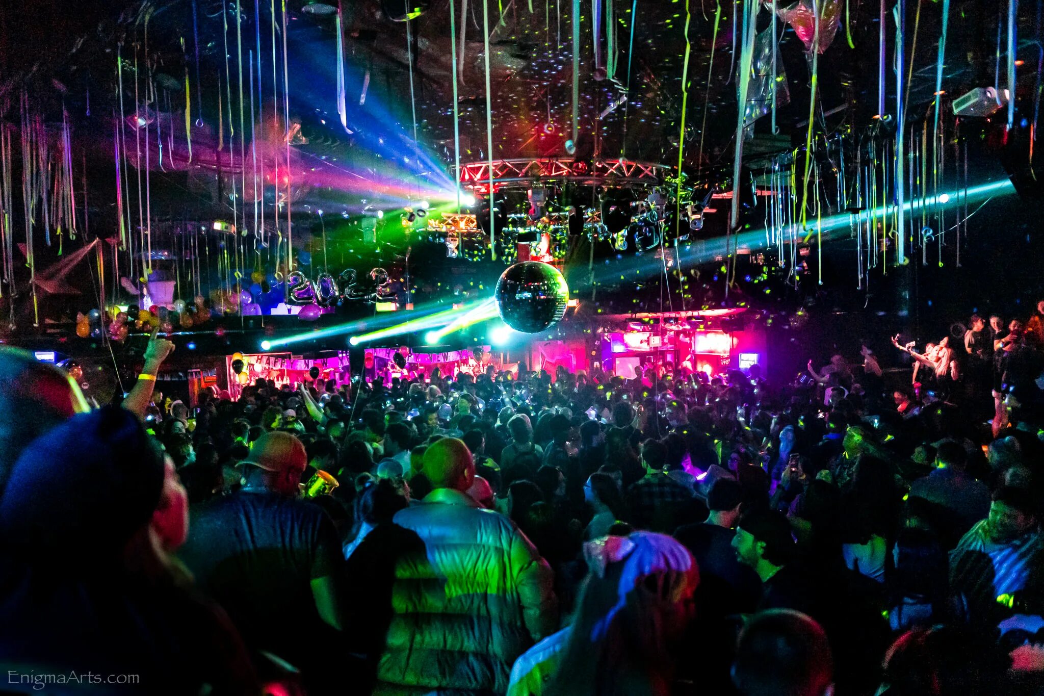 Клуб zillion бельгия фото Houston: Nightlife and Clubs Nightlife City Guides