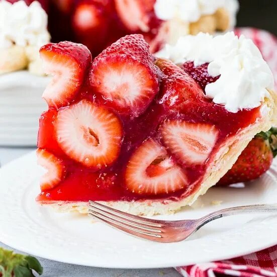 Клубника десерт фото The BEST Fresh Strawberry Pie (with Jello Filling!) - Oh Sweet Basil Recipe Fres